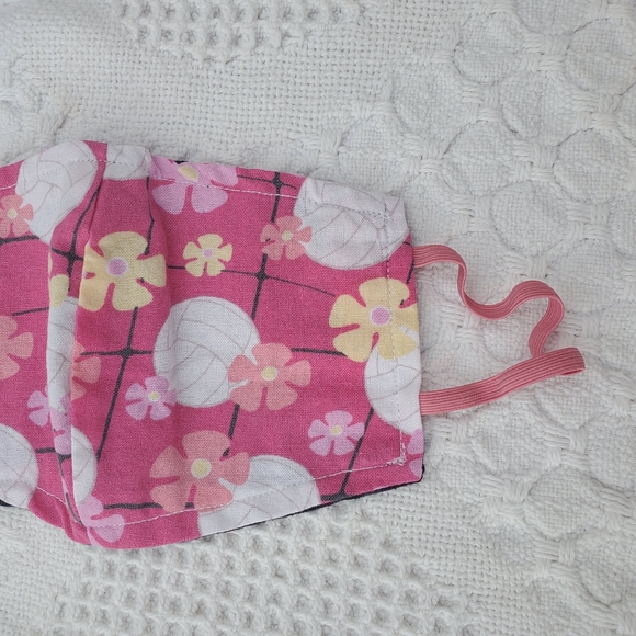 2 Pack of Handmade Masks - Volleyball/Floral - Picture 5 of 6